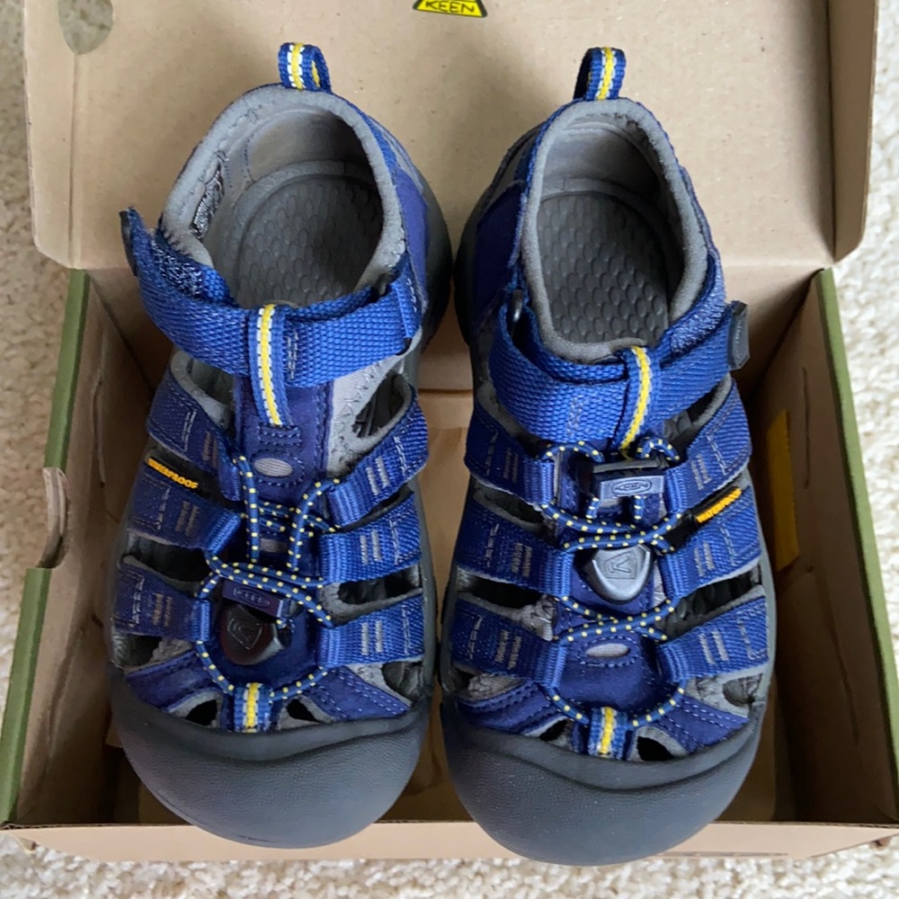 Keen Blue Depths / Gargoyle sandals